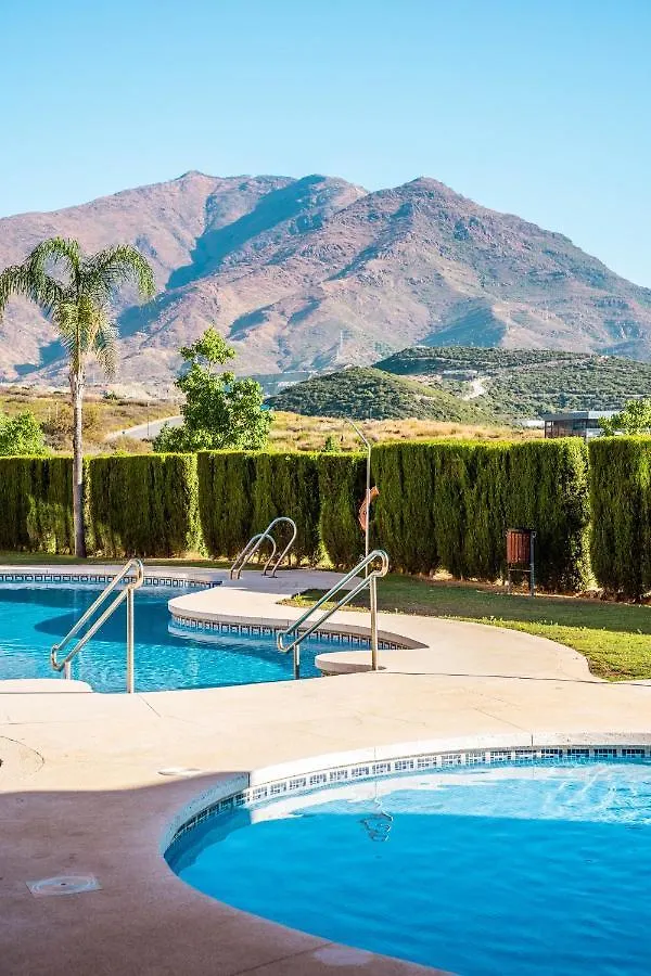 Townhouse Azata Golf - 5 Min Driving From The Beach Villa Estepona Casa vacanze